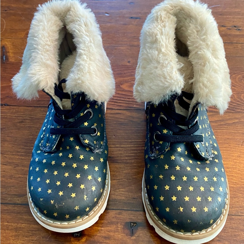 3 or $ 15 George Navy Boots with gold stars